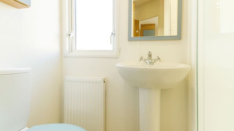 New Wave Platinum caravan bathroom