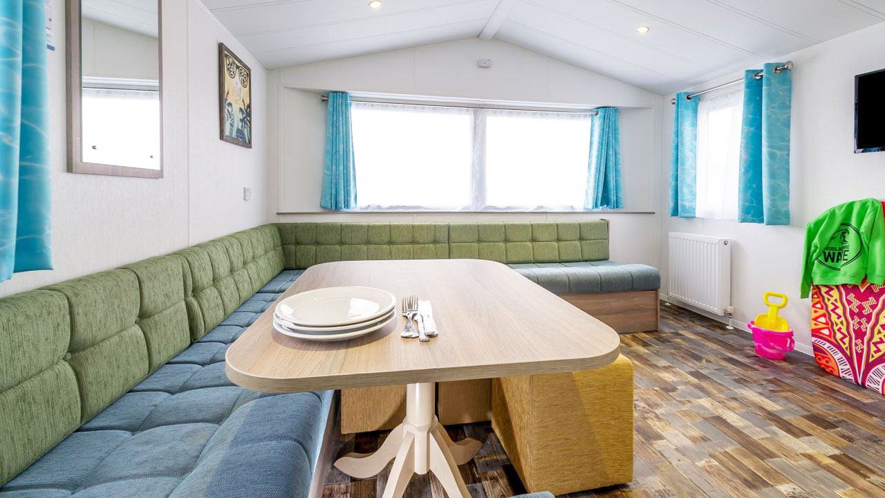 New Wave Silver caravan lounge