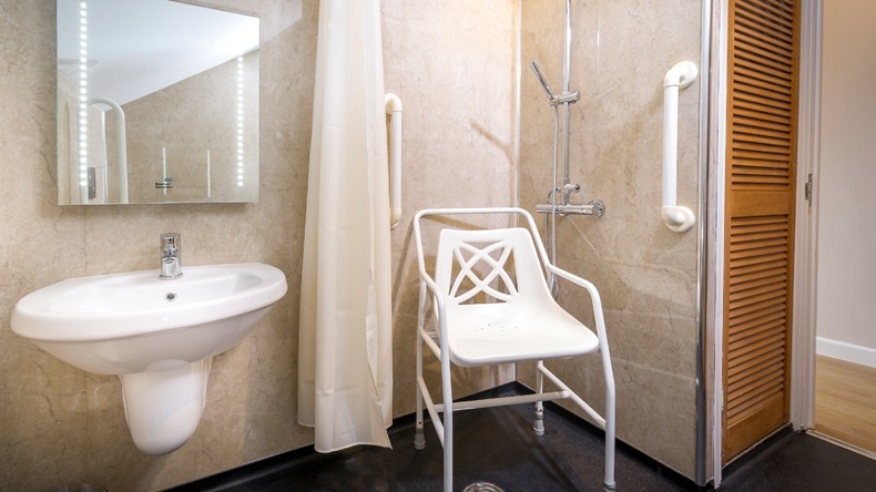 Adapted Silver Bathroom