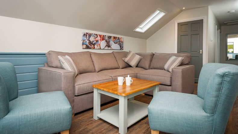 Silver lodge lounge