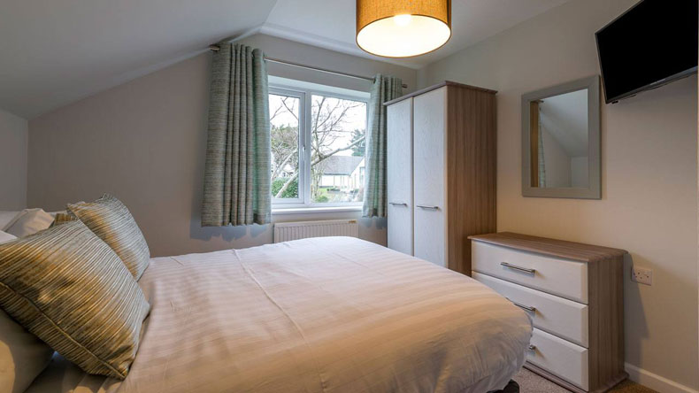 Silver Lodge master bedroom